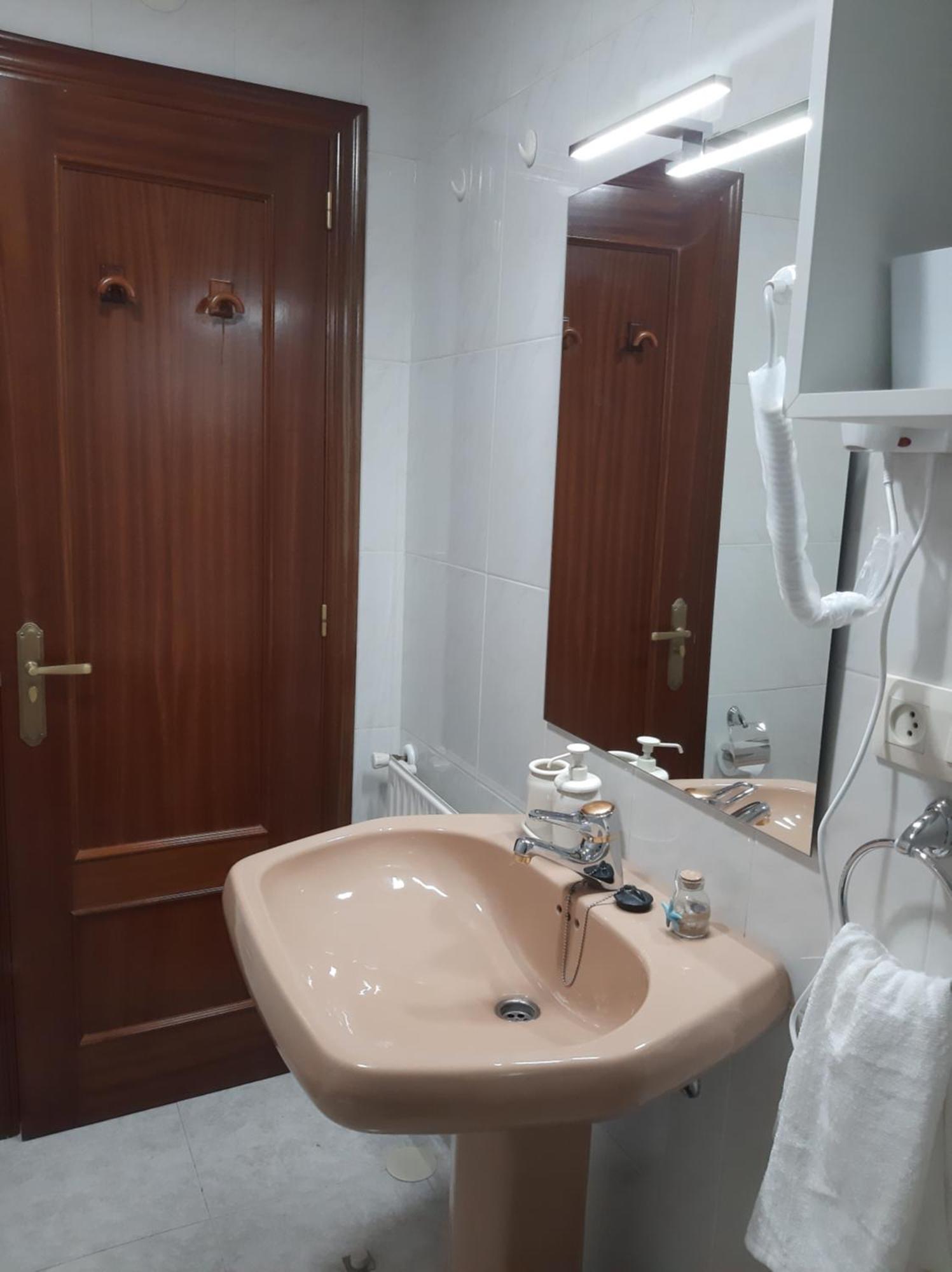 Apartamento Elena Centrico Con Wifi Onís Exteriér fotografie