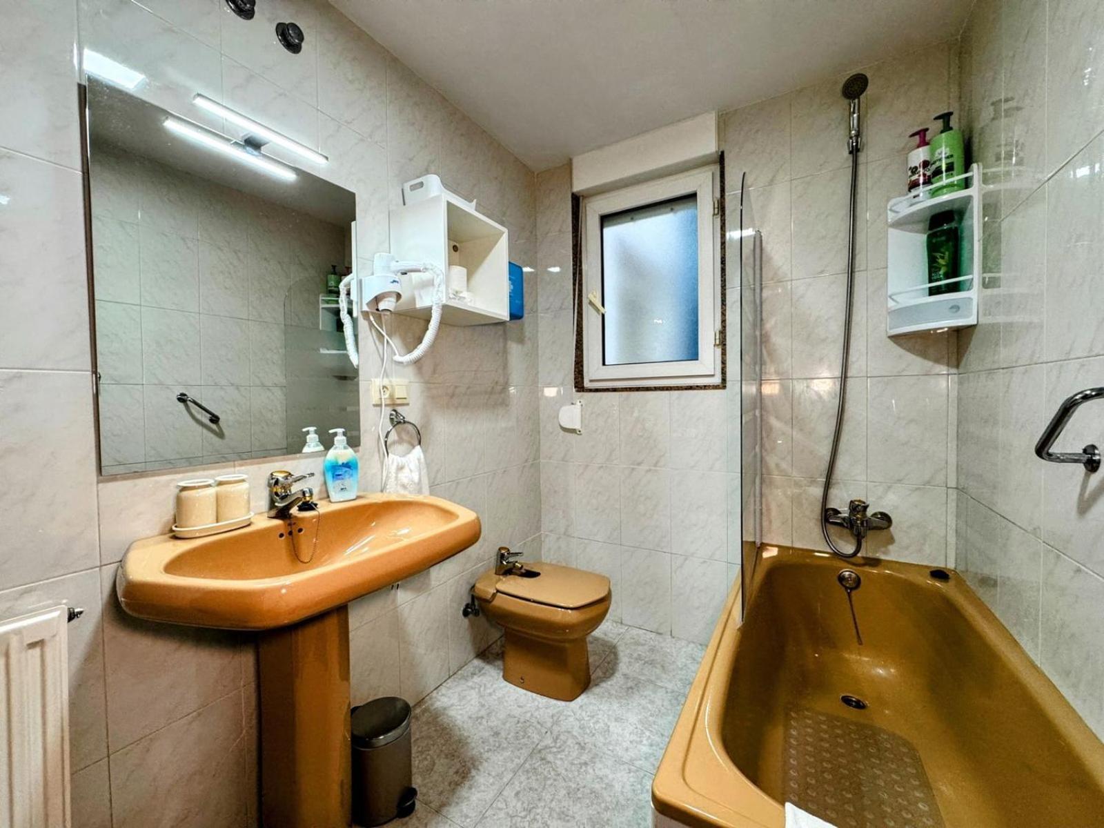 Apartamento Elena Centrico Con Wifi Onís Exteriér fotografie